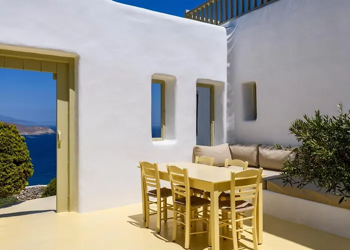 Isabella Family Close To The