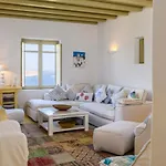 Villa Isabella Family Close To The Ftelia (Mykonos)